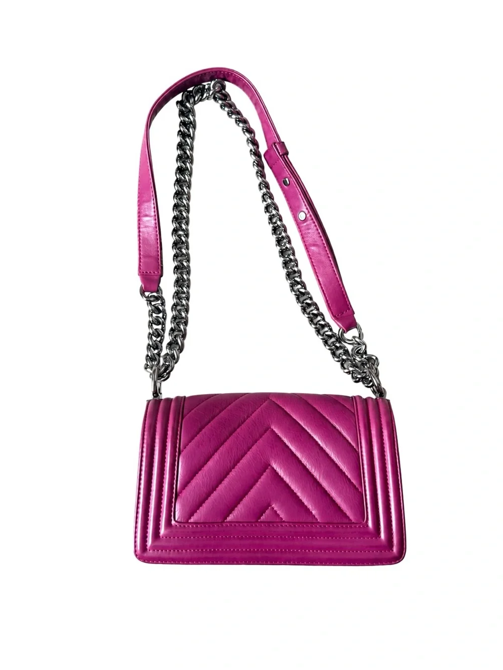 Chanel Boy Chevron Small Flap Bag in Fuchsia - Picture 2 of 2